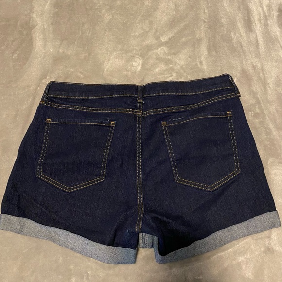 Dark blue jean shorts - Old Navy - size 12 - Picture 2 of 3